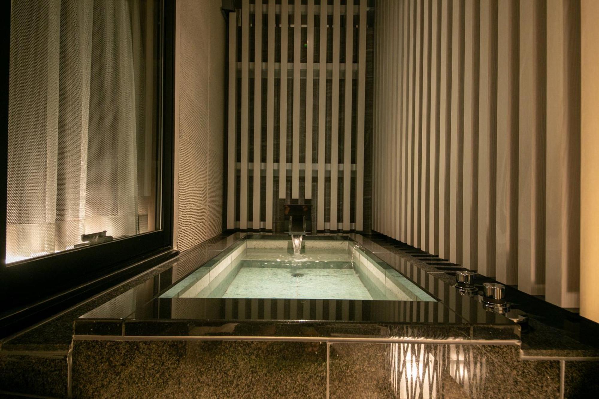 Hotel Karuta Akasaka -Adult Only- Tokió Kültér fotó